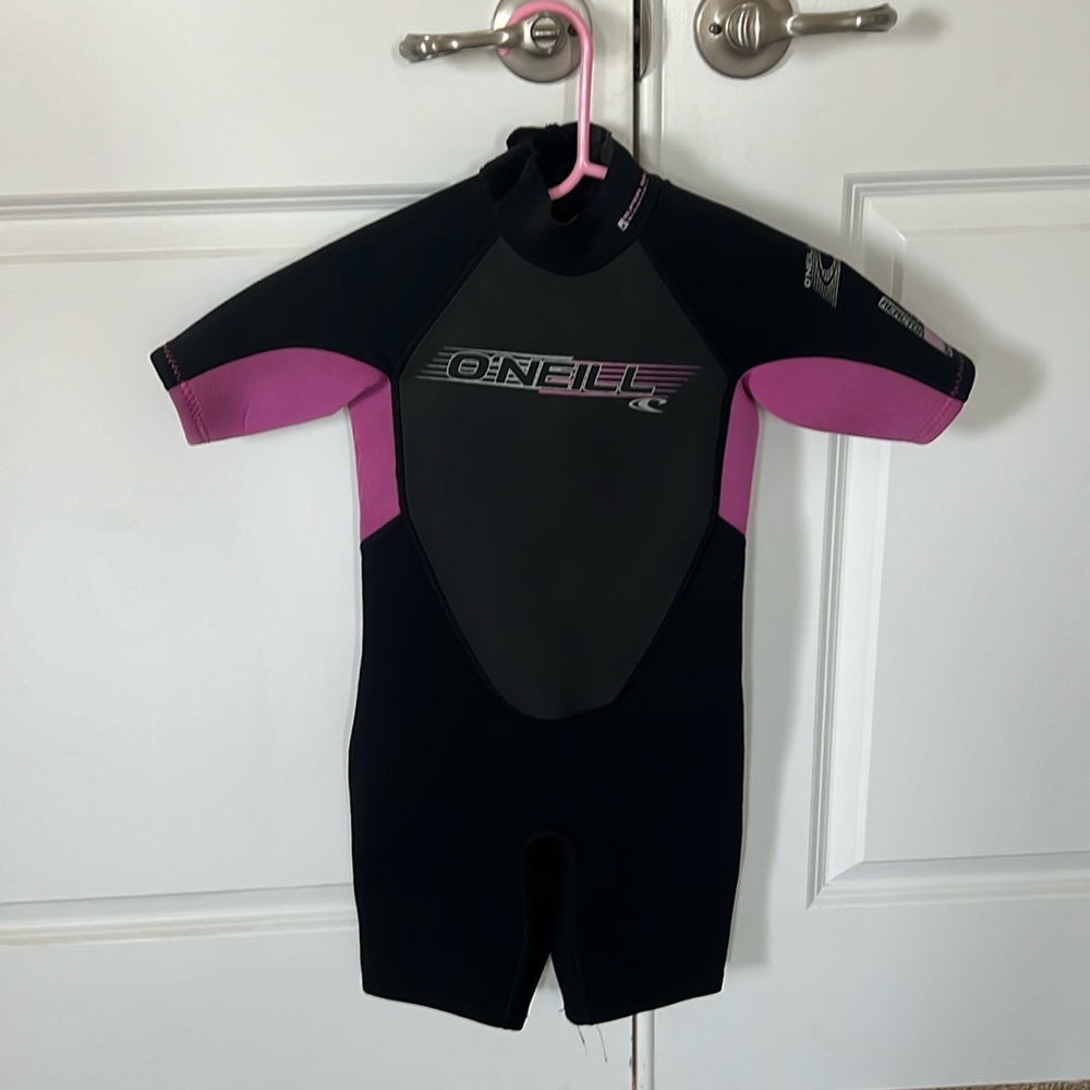 O’Neill wetsuit girls size 8